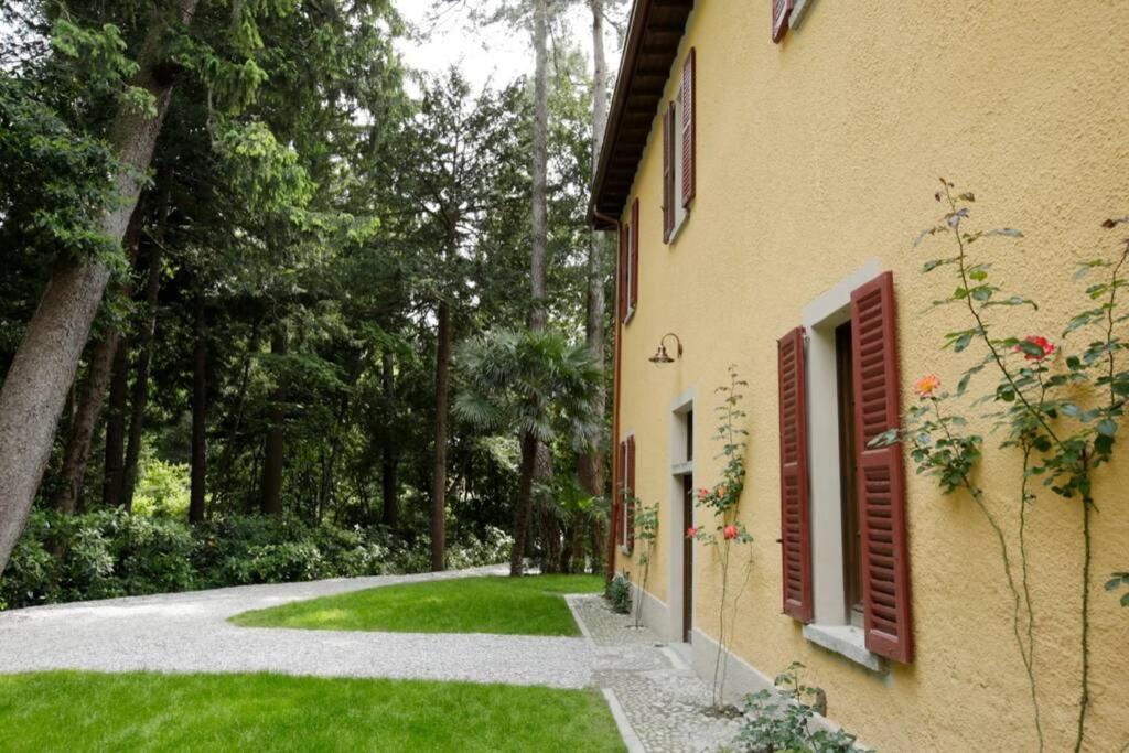 Appartamento Nel Parco Di Villa Erba Cernobbio Exterior photo